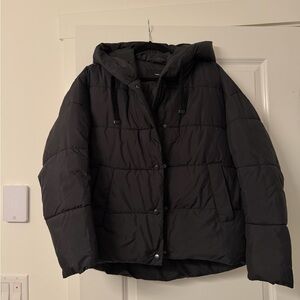 Vera Moda - Women’s Black Puffer Jacket with Hood